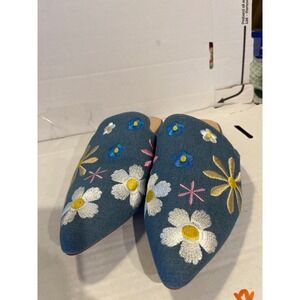 TILOCOW Womens Blue Denim Embroidered Floral Mules Pointed Toe Flats Size 8